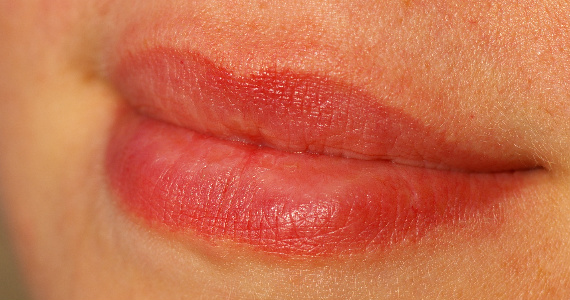 DIY Homemade Lip Gloss, Lip Balm and Lip Scrub